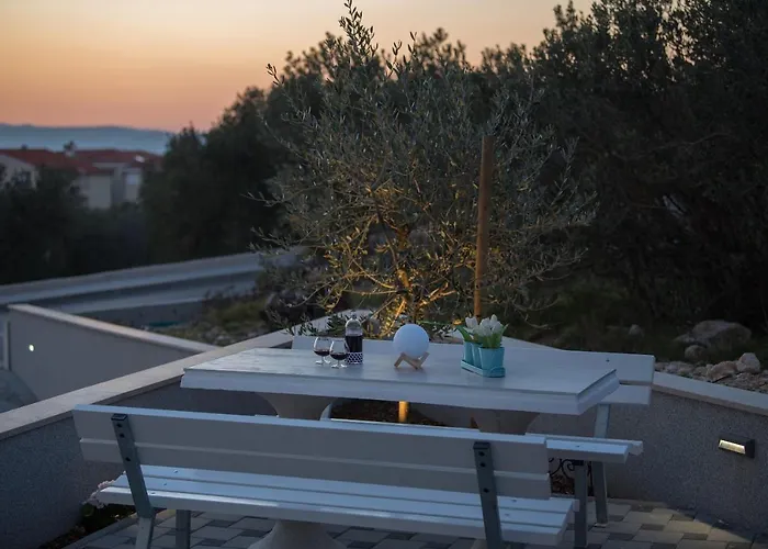 Luxury Amari - Free Parking * 马卡尔斯卡