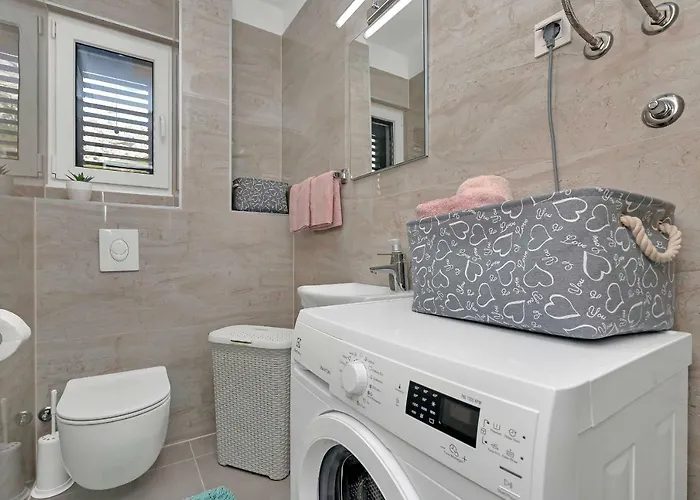 公寓 Luxury Amari - Free Parking