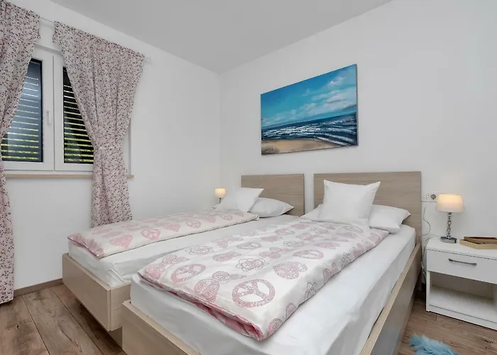 Luxury Amari - Free Parking * 马卡尔斯卡