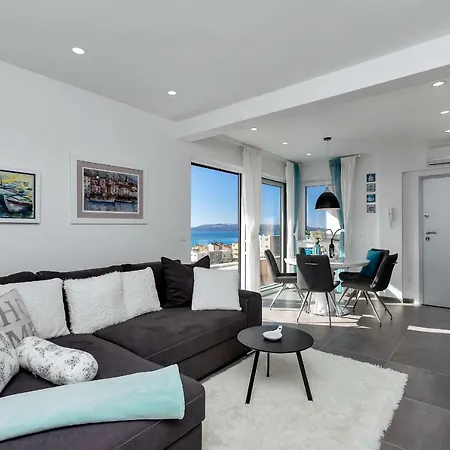Apartament Luxury Amari - Free Parking